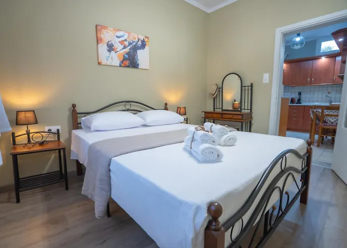 Roots House Pozar 度假居